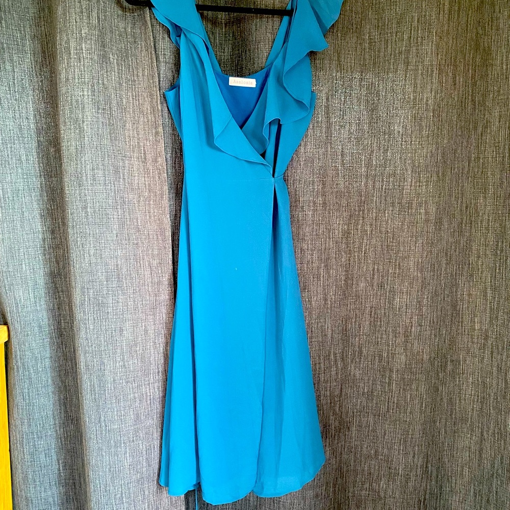 Real blue midi dress with cute sleeve detail.